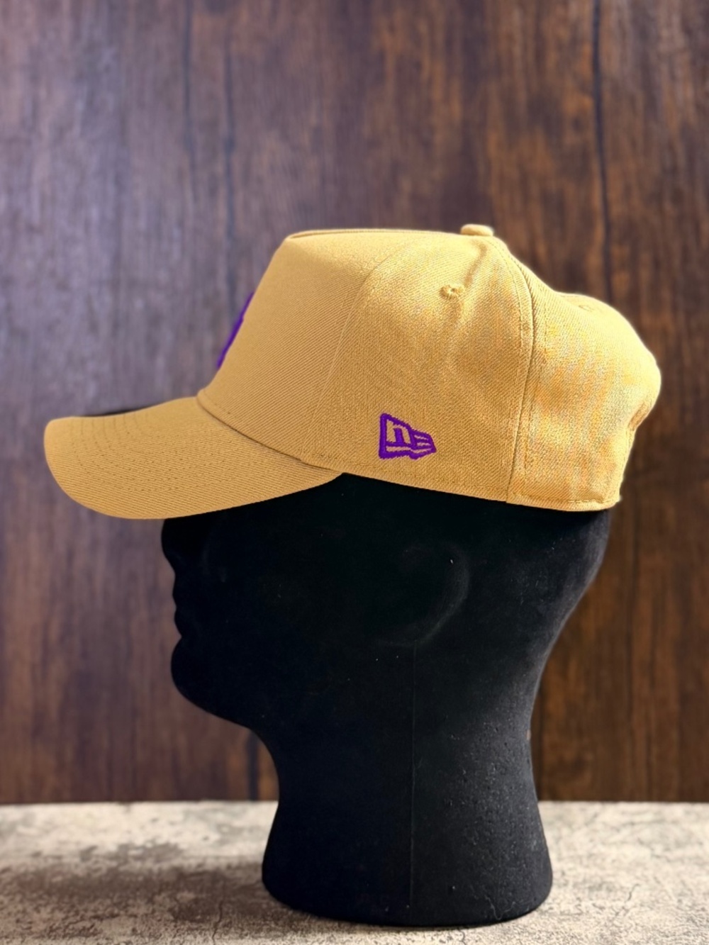 NWT New Era 9FORTY LA Dodgers Tan Purple Snapback Hat OSFA - Picture 9 of 9